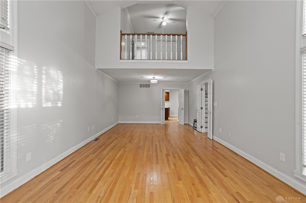 240 E Stonequarry Property Photo 19
