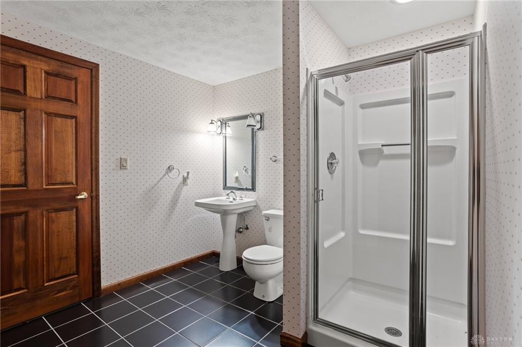 240 E Stonequarry Property Photo 47