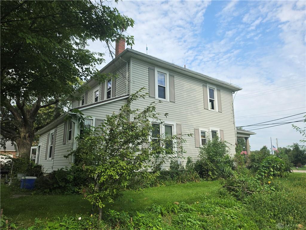 112 E Main Property Photo 2