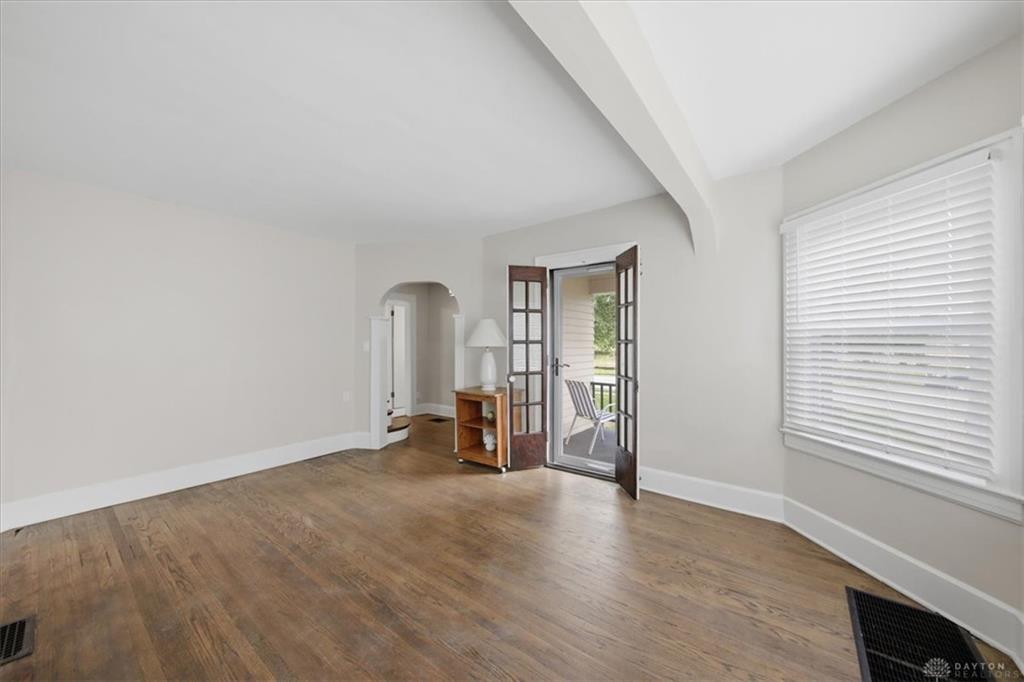 1427 Pythian Property Photo 9