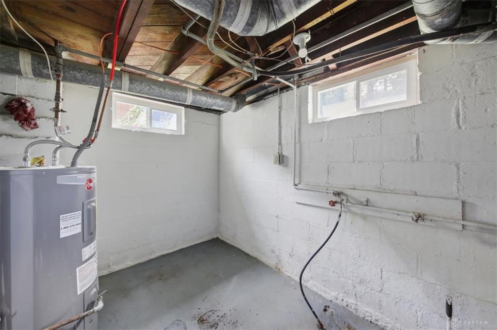 1427 Pythian Property Photo 37