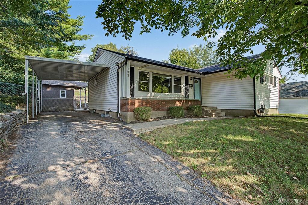 132 Circle Property Photo 2