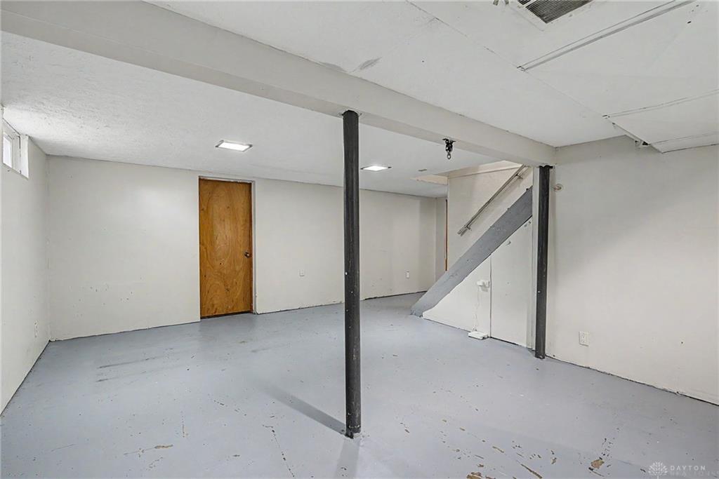 132 Circle Property Photo 29