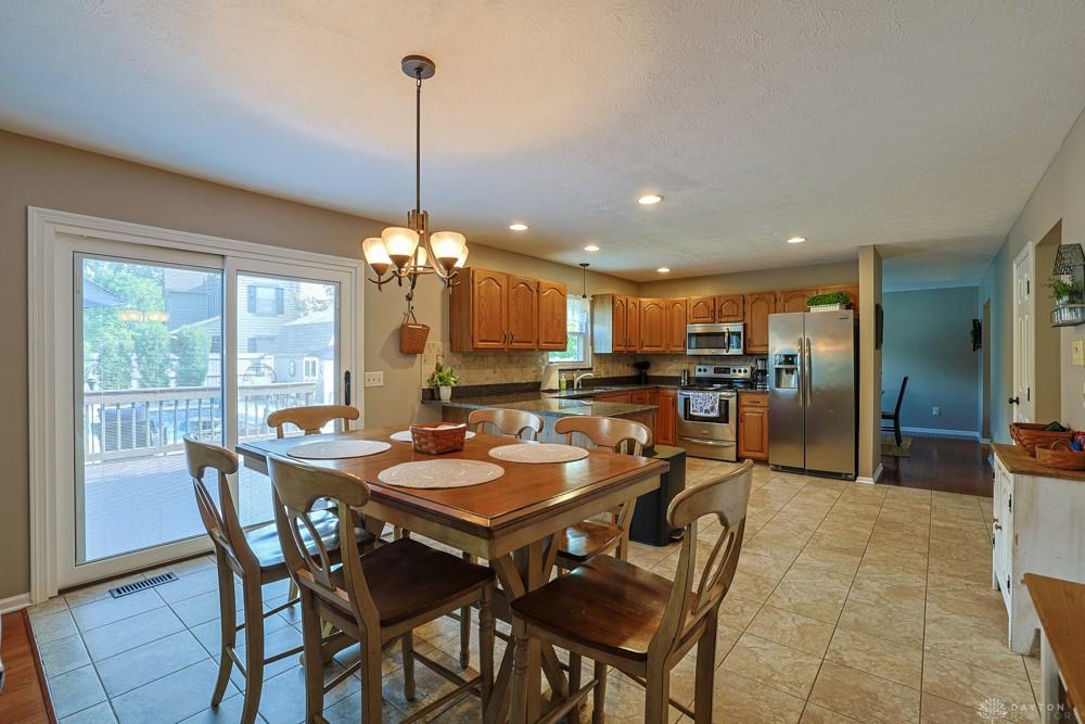 355 Mecca Property Photo 13