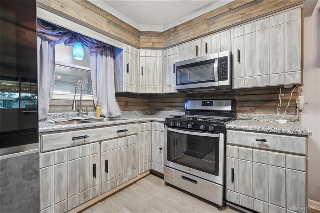 5349 Rawlings Property Photo 6