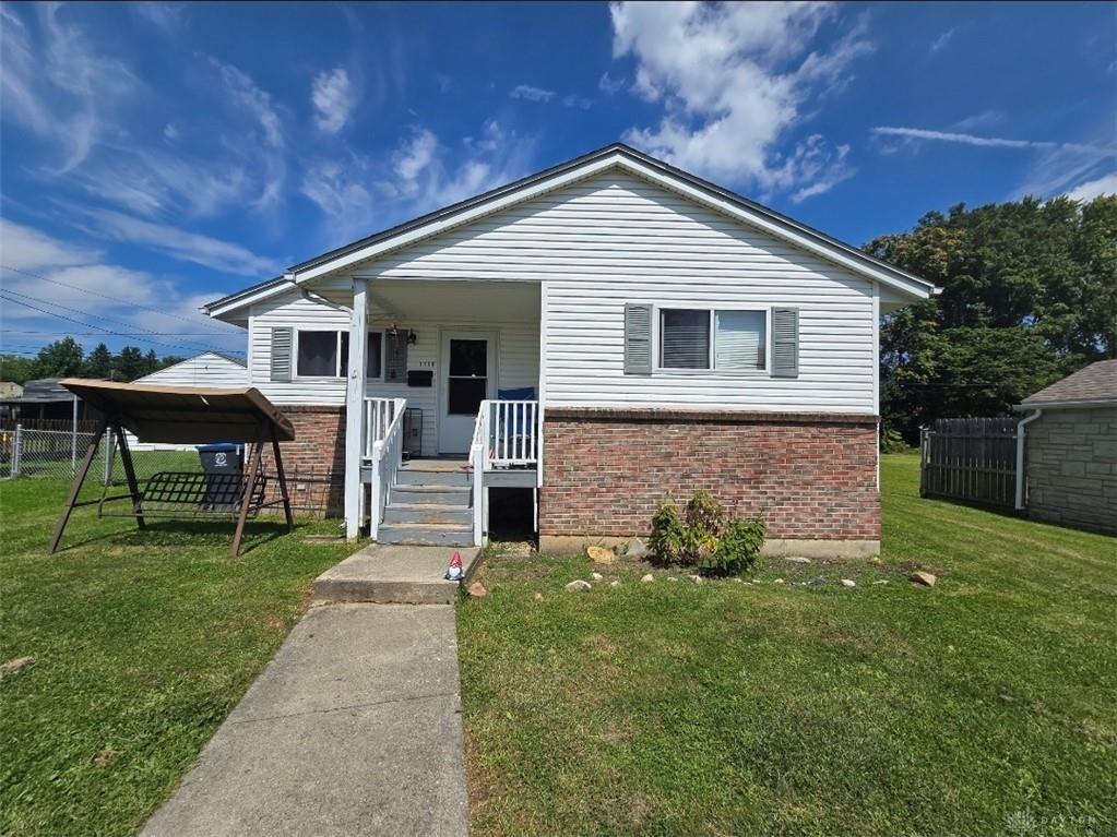 1718 Rutland Property Photo 1