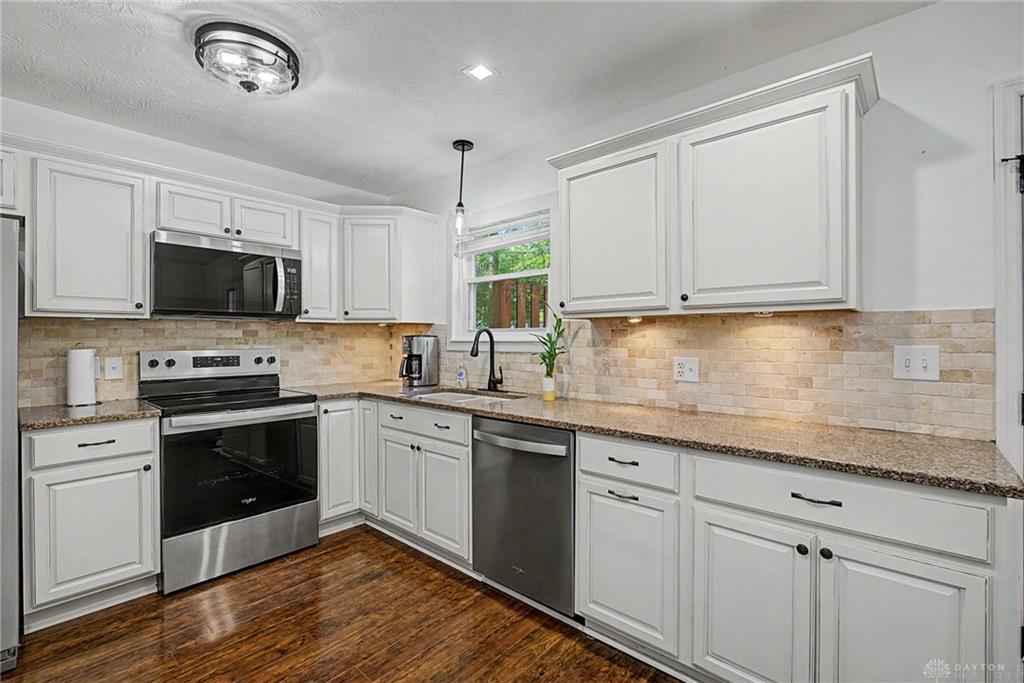 35 Gabriel Property Photo 10