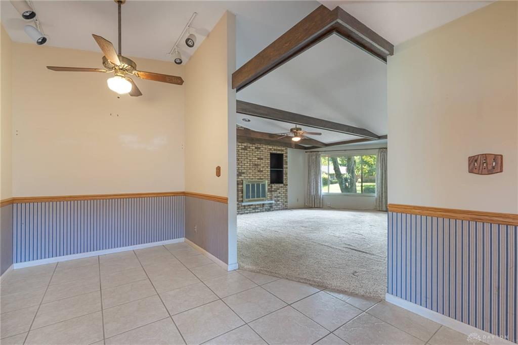 2409 Springmill Property Photo 9