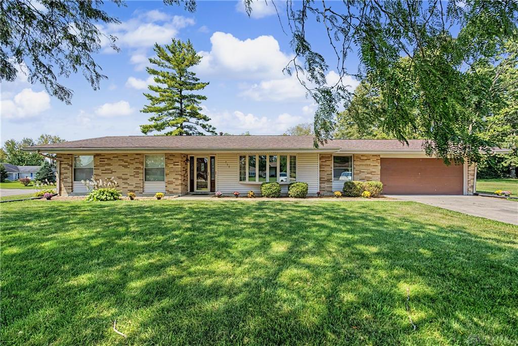 751 Rosamond Property Photo 1