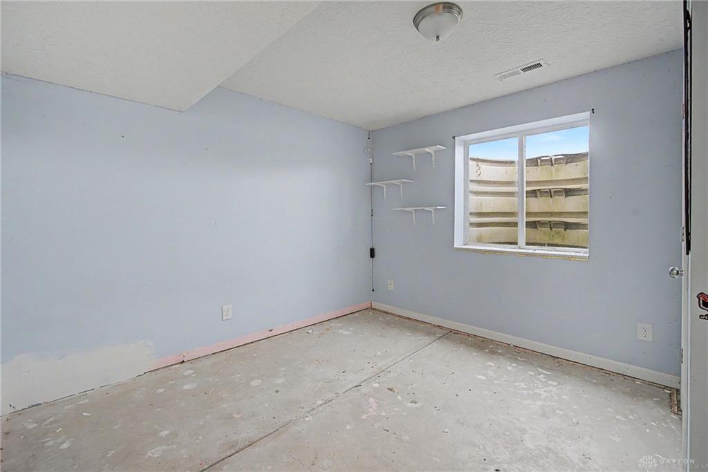 3436 Beal Property Photo 37