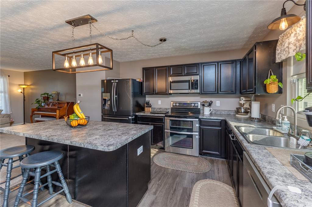 1225 Shannon Property Photo 10