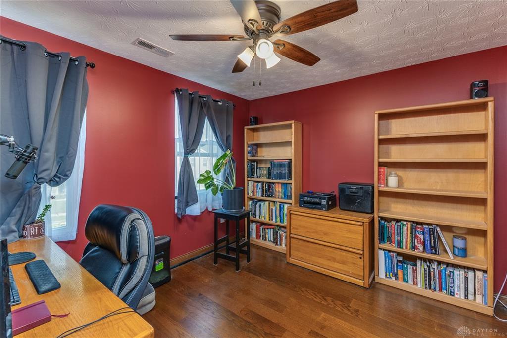 1225 Shannon Property Photo 21