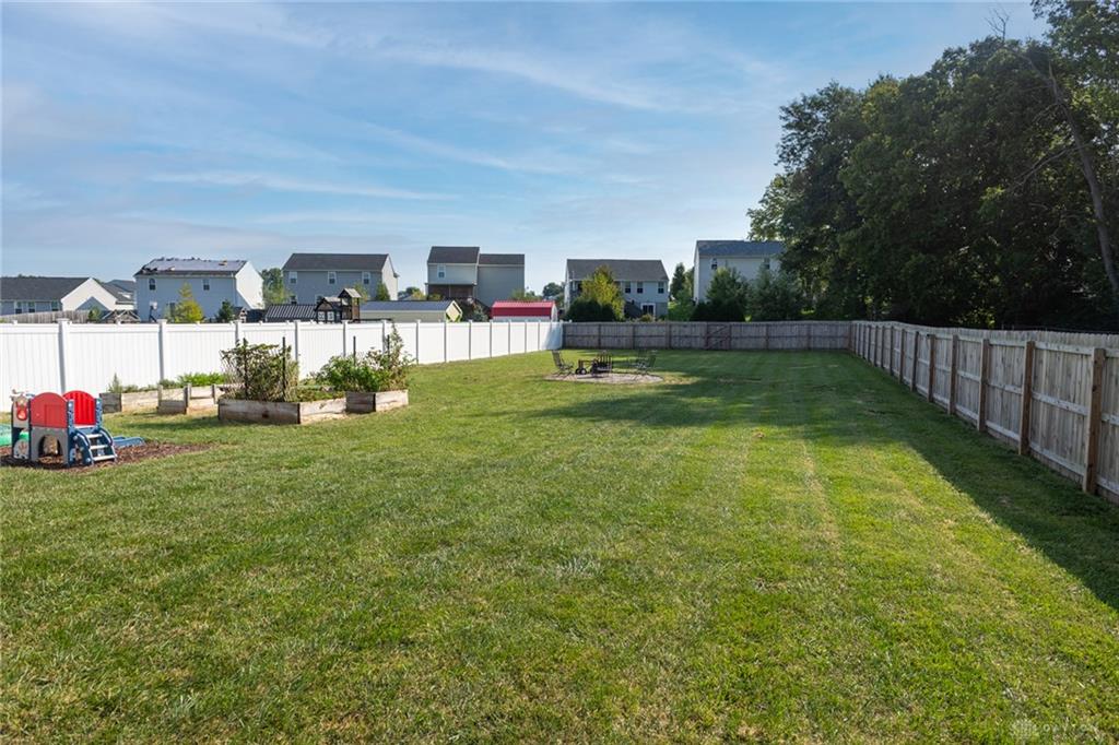 1225 Shannon Property Photo 35