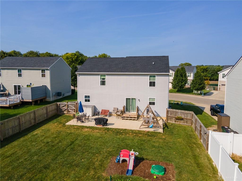 1225 Shannon Property Photo 38