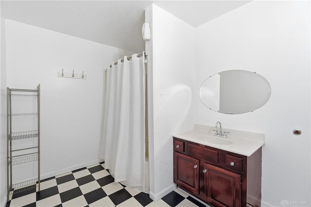 40 S Torrence Property Photo 42