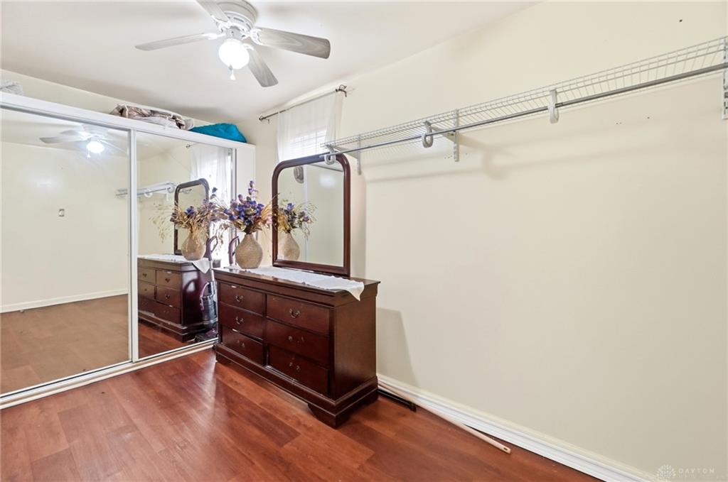 40 S Torrence Property Photo 55
