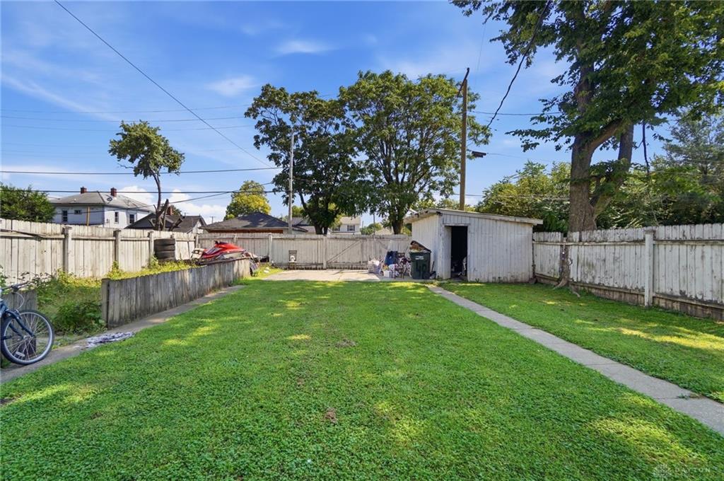 40 S Torrence Property Photo 76