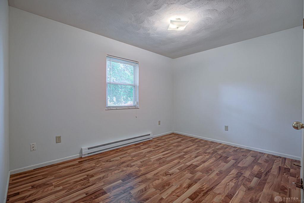 400 Willow Property Photo 15