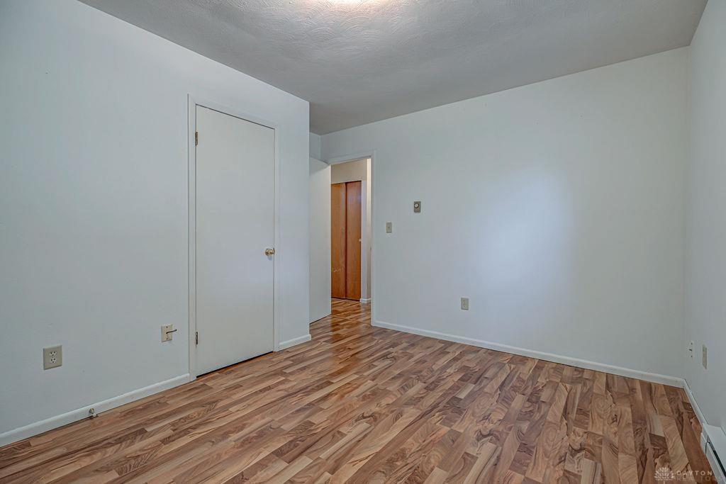 400 Willow Property Photo 16