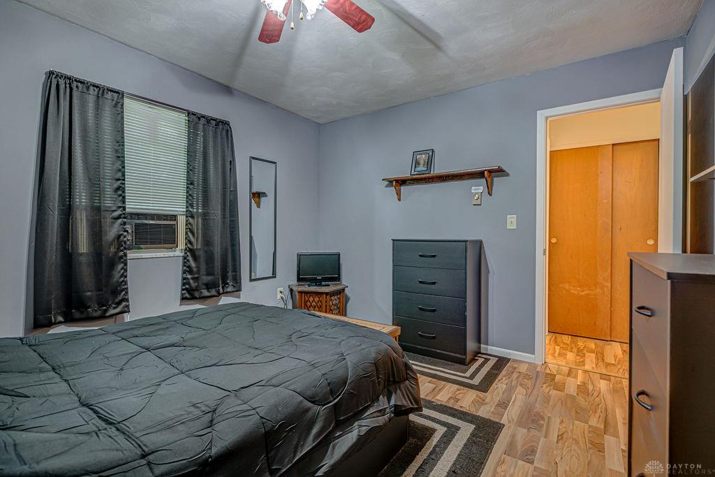 400 Willow Property Photo 18