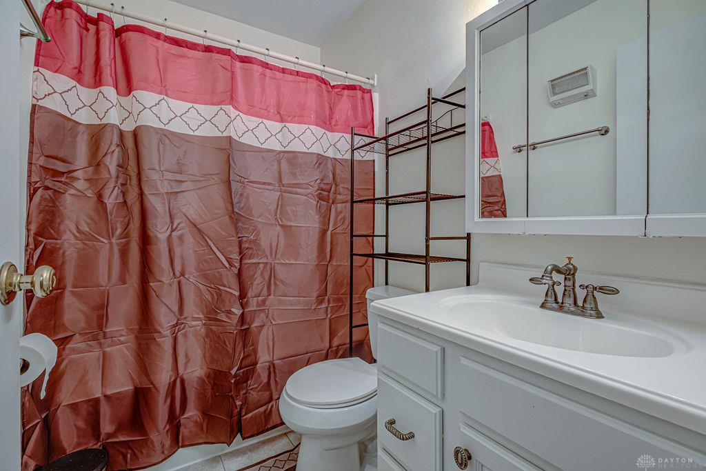 400 Willow Property Photo 19