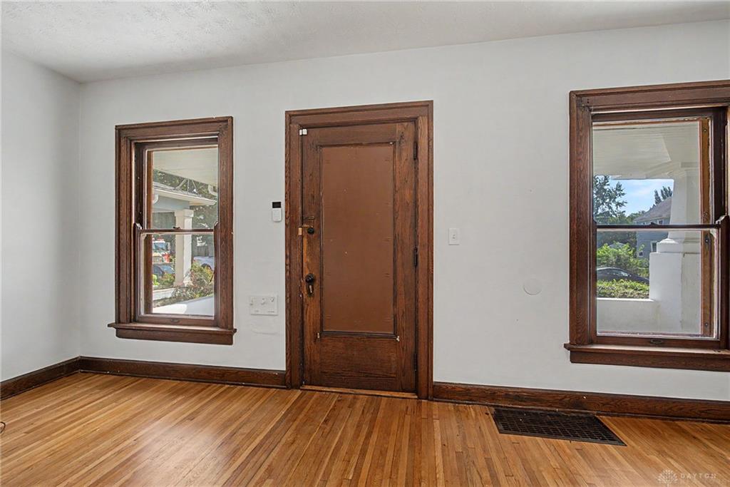 45 Edgar Property Photo 7