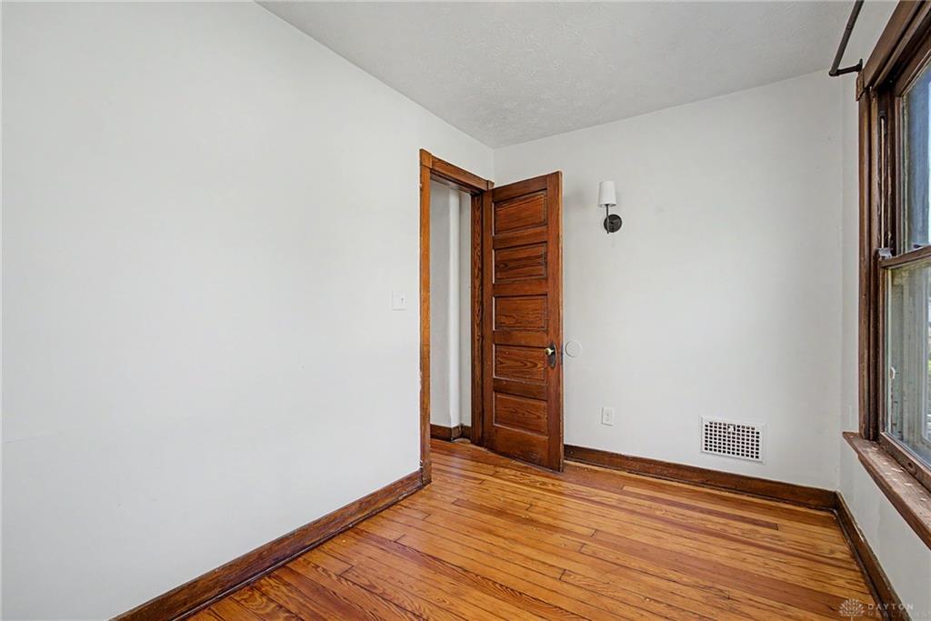 45 Edgar Property Photo 27