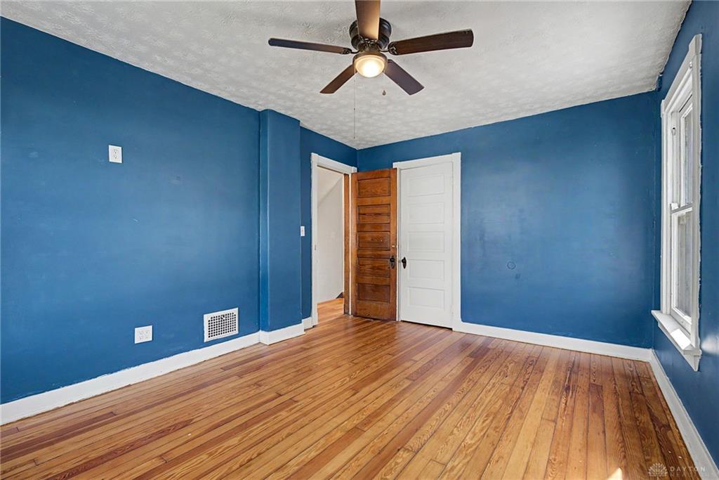 45 Edgar Property Photo 31
