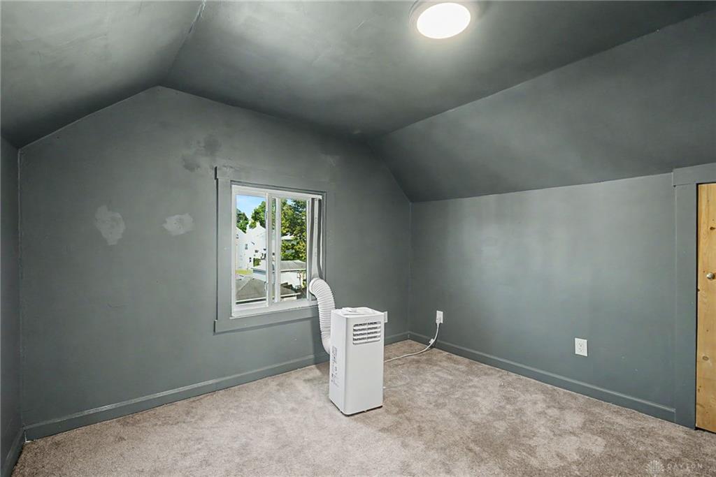 45 Edgar Property Photo 40