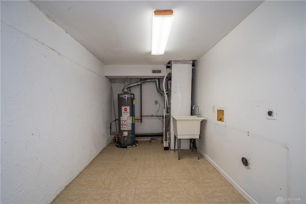 5845 Overbrooke Property Photo 33