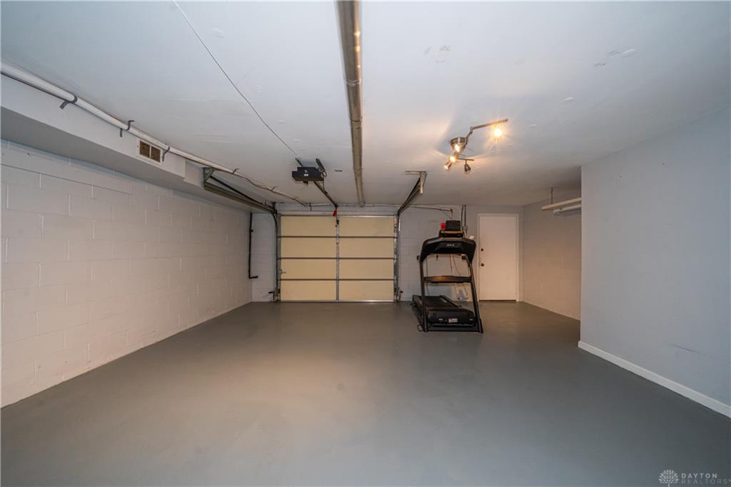5845 Overbrooke Property Photo 36