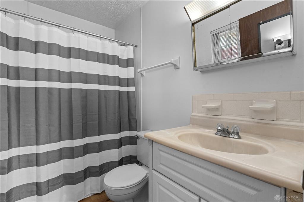 27 Highridge Property Photo 16