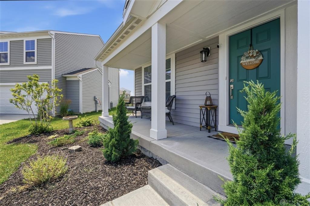 595 Brassie Property Photo 3