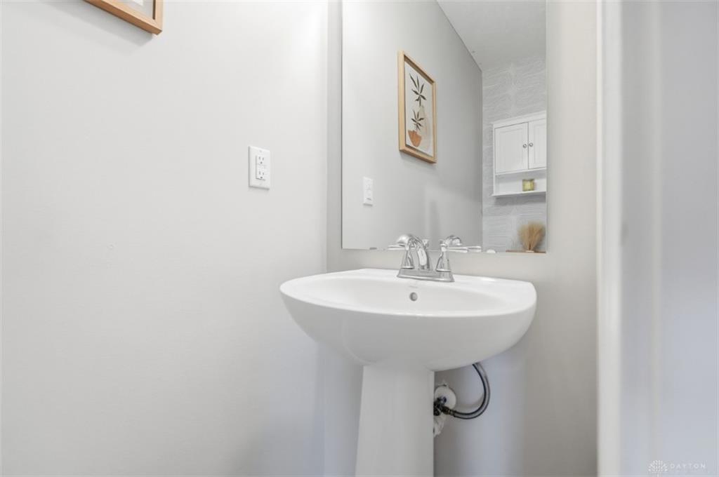 595 Brassie Property Photo 21