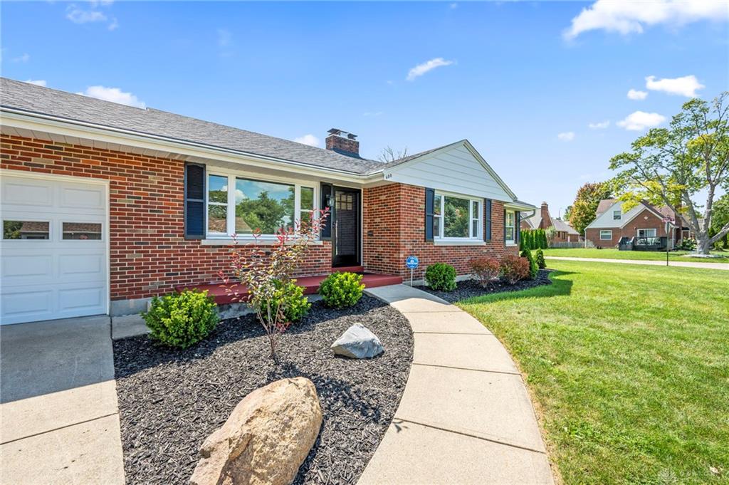600 Cushing Property Photo 2