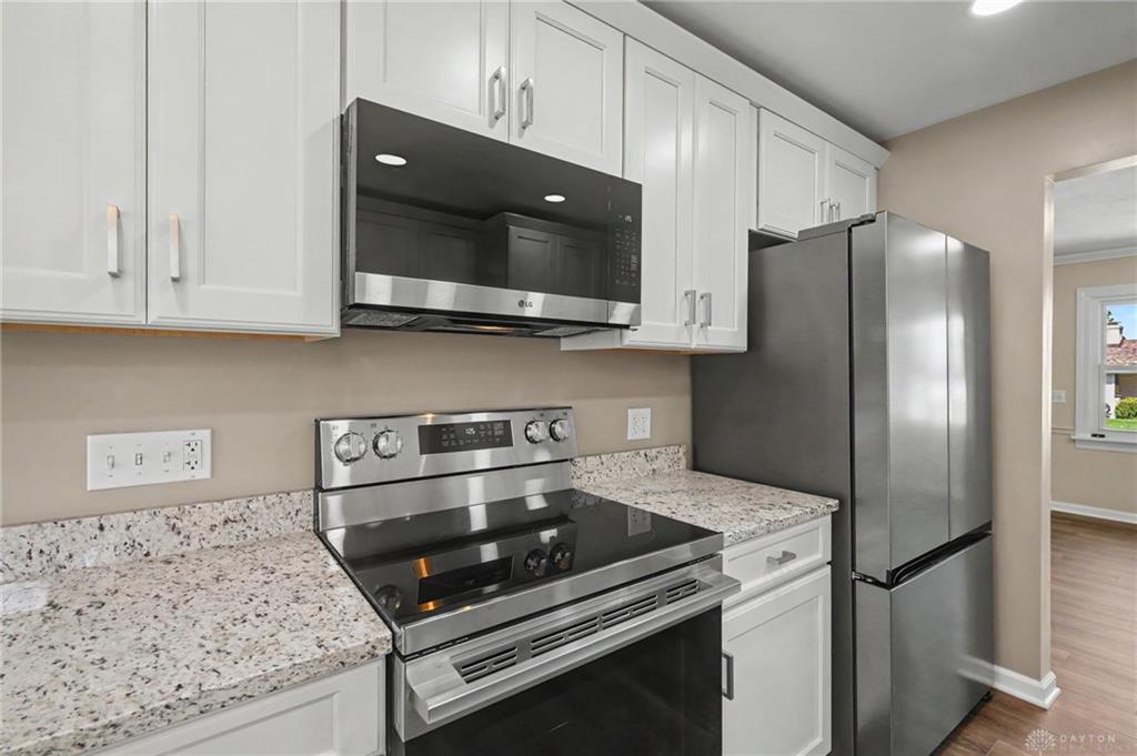 600 Cushing Property Photo 9