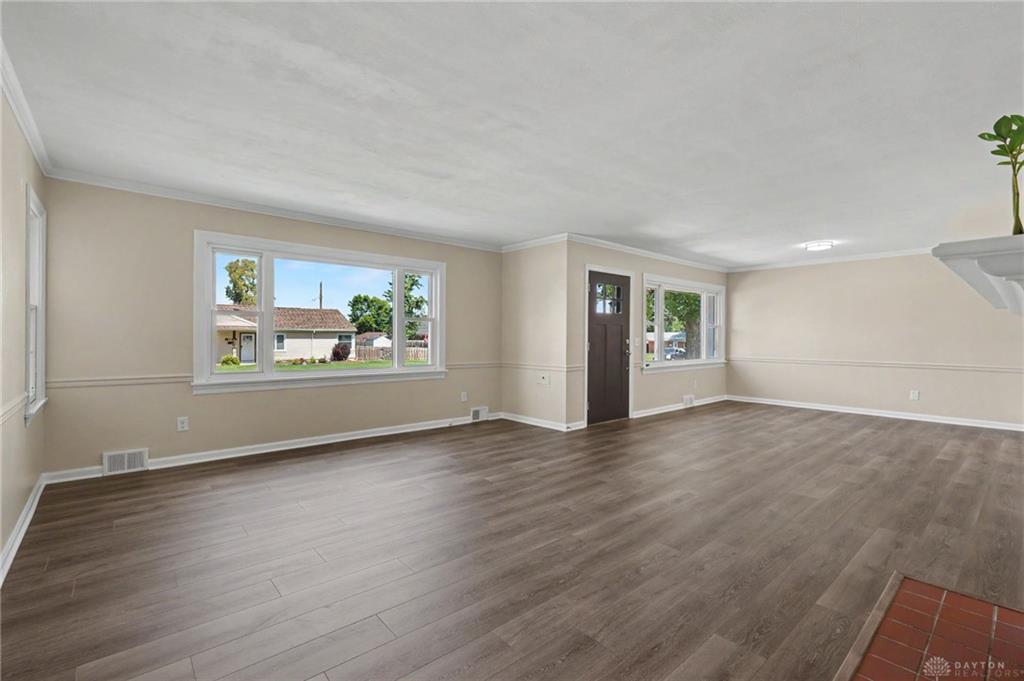600 Cushing Property Photo 14