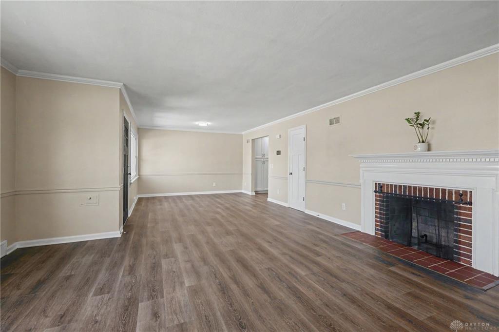 600 Cushing Property Photo 15