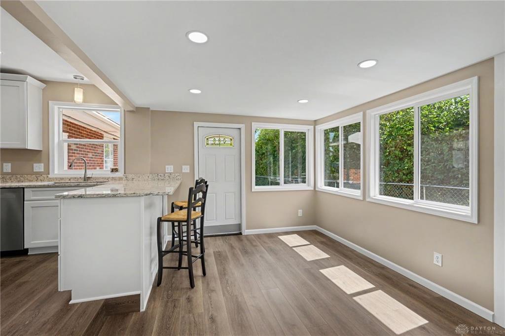 600 Cushing Property Photo 17