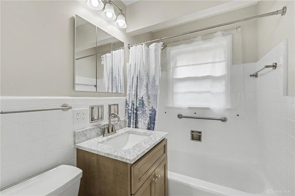 600 Cushing Property Photo 23