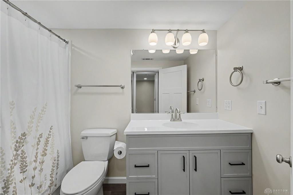 600 Cushing Property Photo 30