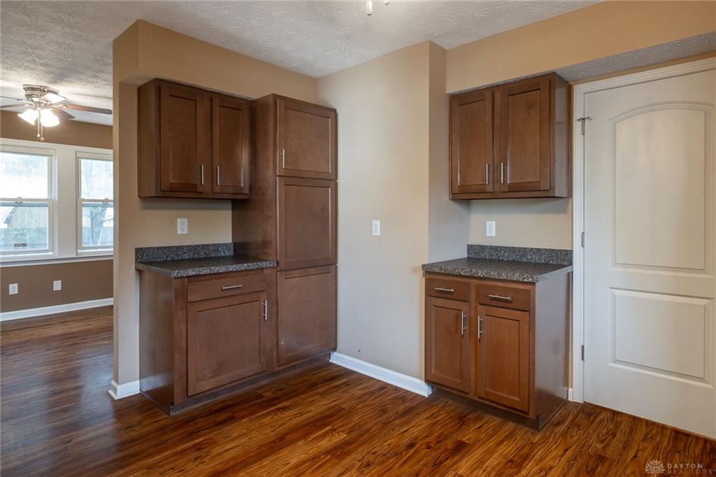 405 Elverne Property Photo 7