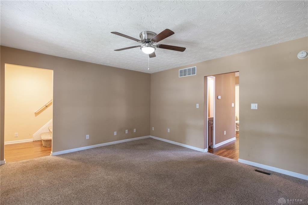 405 Elverne Property Photo 28