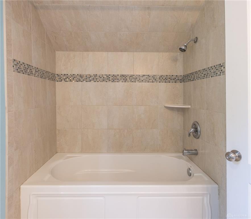 405 Elverne Property Photo 44