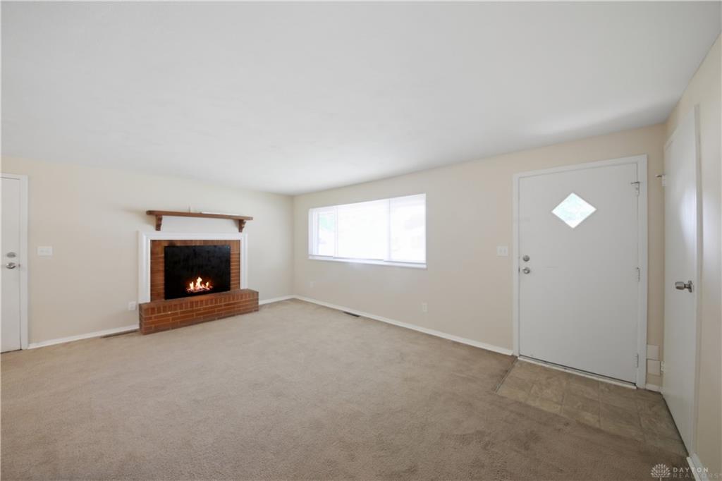 3894 Utica Property Photo 2