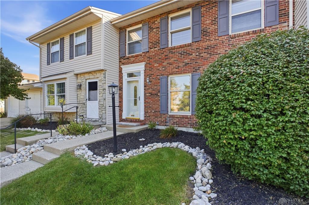 456 Rolling Meadows