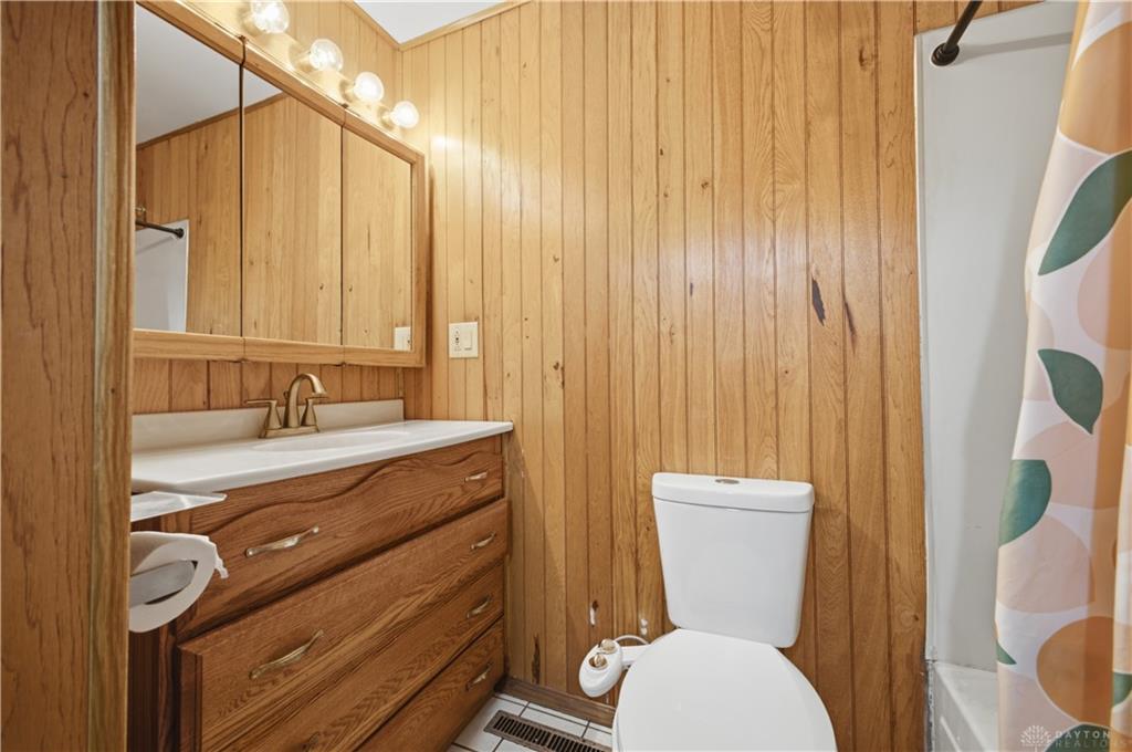 5159 Lemoyne Property Photo 16