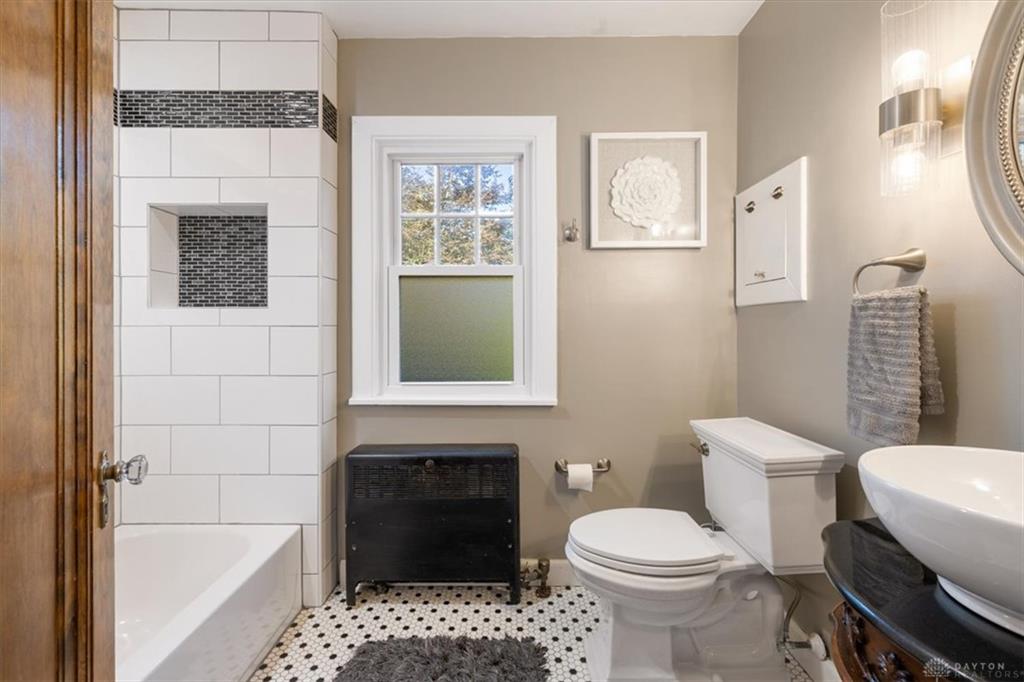 59 S State Property Photo 32