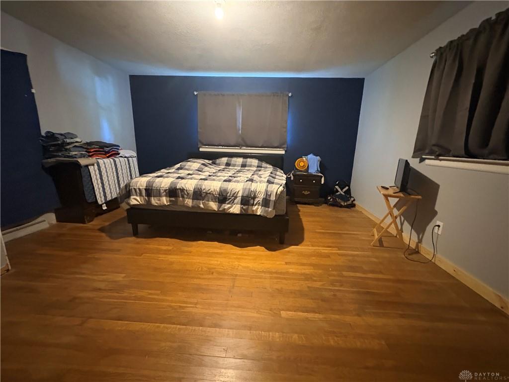 416 E Spring Property Photo 9