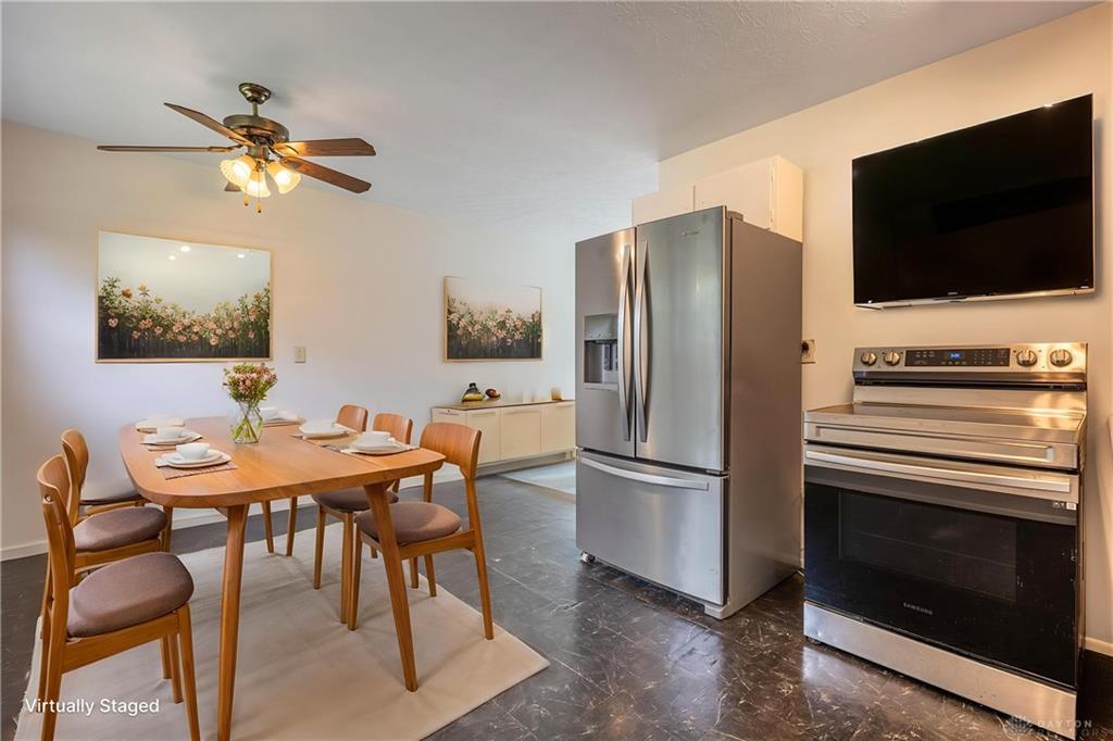 69 Blossom Property Photo 2